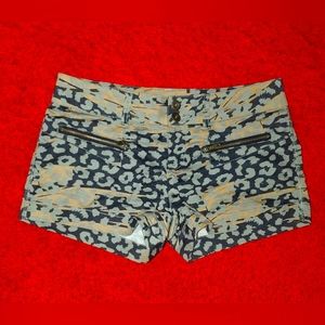 Women's Shorts